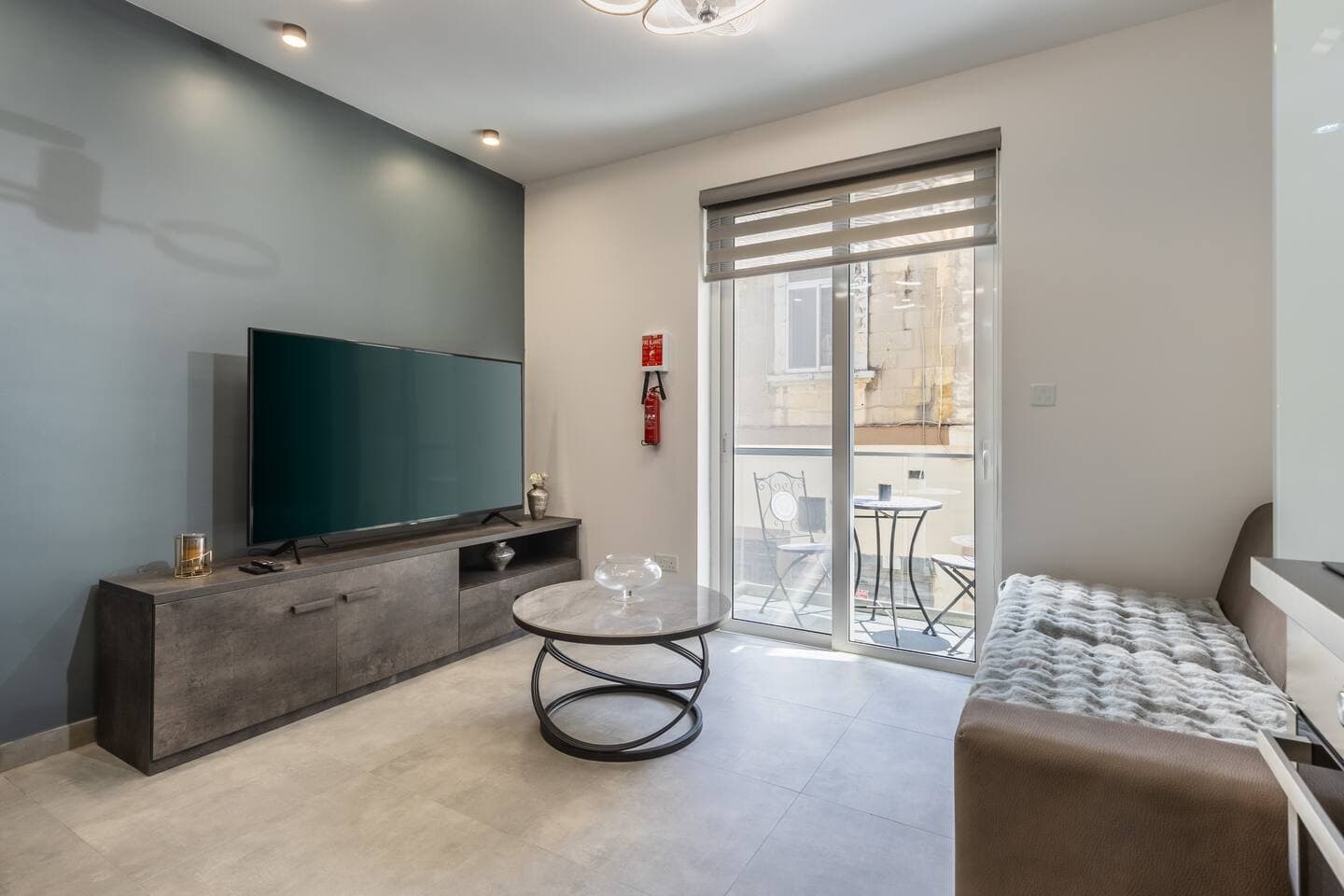 Nocturnal Elegance Apartment by Solea
