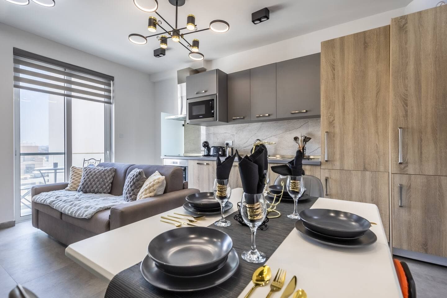 Oasis Penthouse Luxury Suite by Solea
