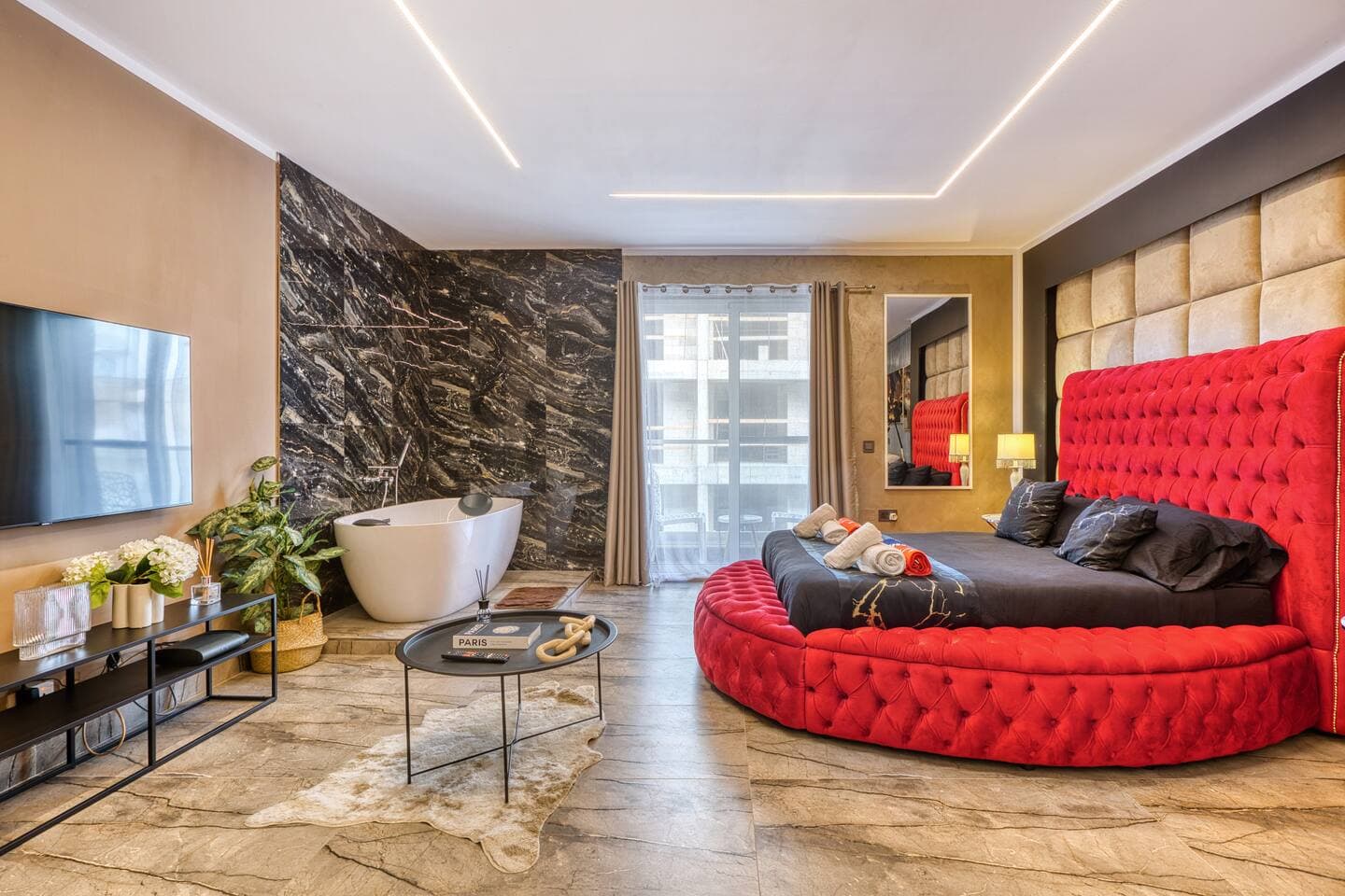 Red Dungeon - Fantasies that come to life by Solea
