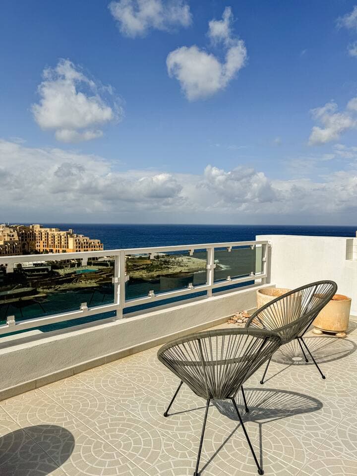 Timeless Elegance P/house , St Julians - By Solea