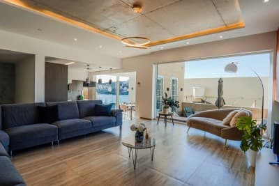House of Luxury with Pool by Solea