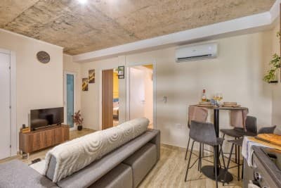 Michael's - 2 bedroom Apartment by Solea