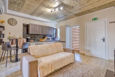 Gabriel's - 2 bedroom Apartment by Solea