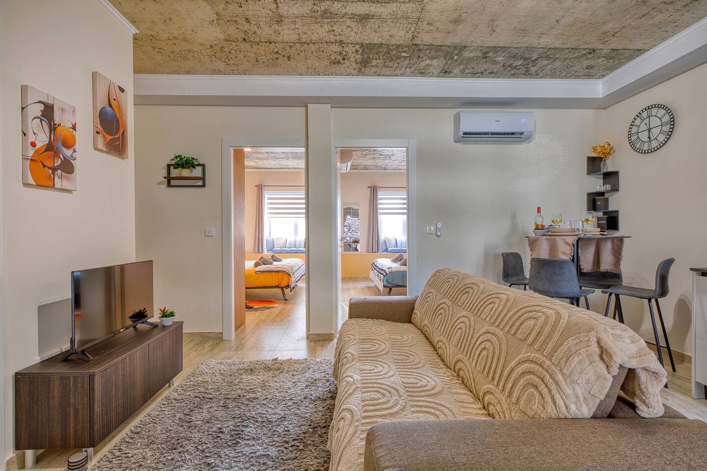 Gabriel's - 2 bedroom Apartment by Solea