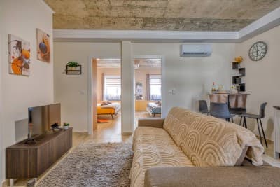Gabriel's - 2 bedroom Apartment by Solea