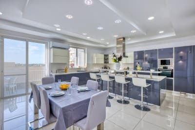 Silhouette by Solea – Contemporary Living