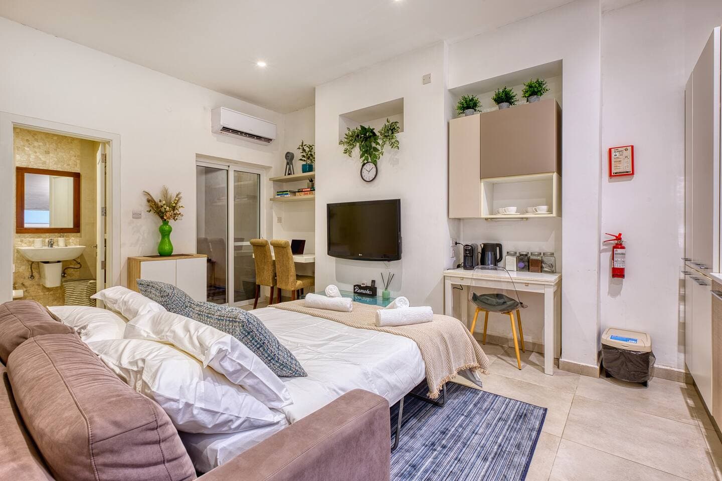 Paradise Exiles Studio - By Solea Holiday Homes