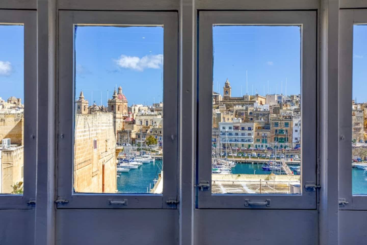 Vittoriosa Marina view in Senglea by Solea