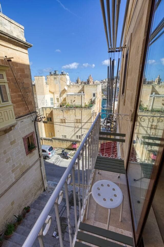 Vittoriosa Marina view in Senglea by Solea