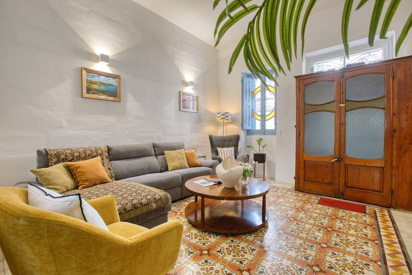 Philip Boutique Townhouse by the Sea