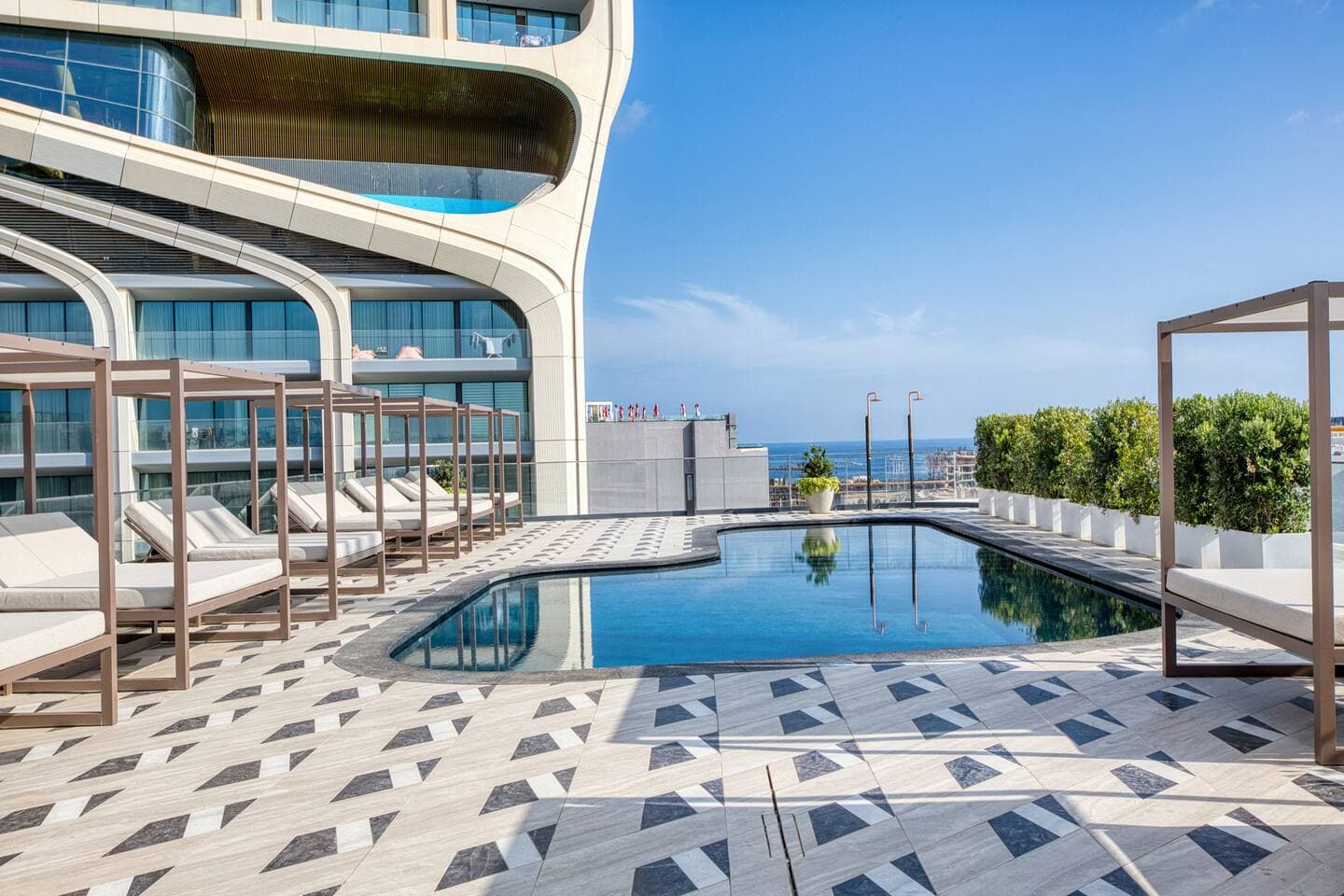 Mercury Tower Suite with Pool Access - by Solea
