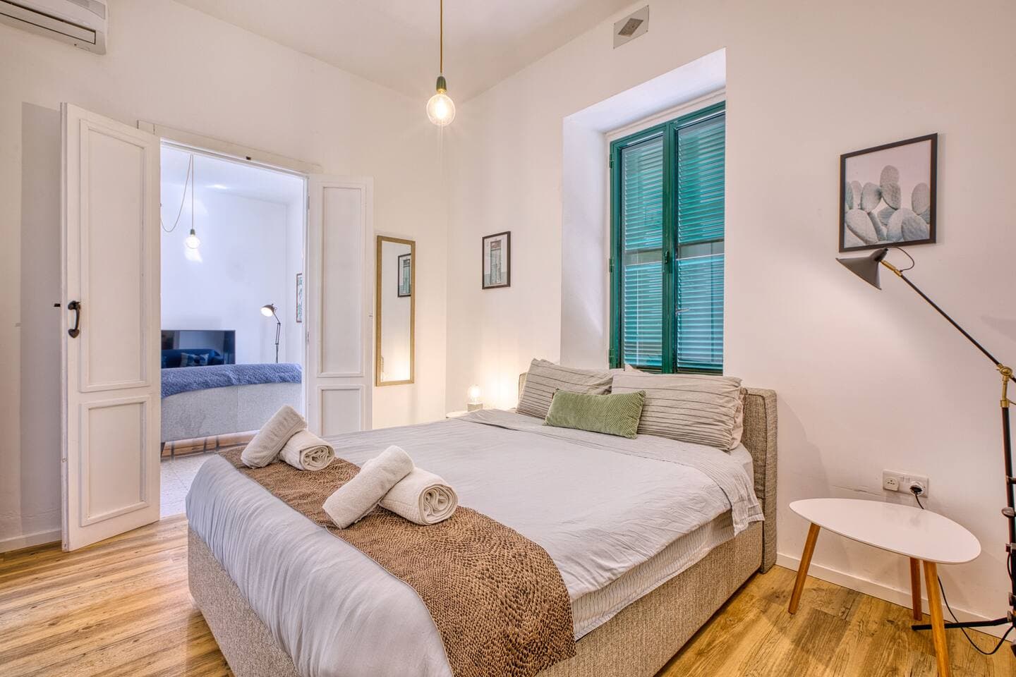Maltese Apartment  1 w/traditional Balcony