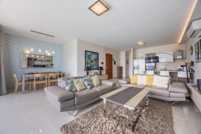 Avalon by the Sea - A Breath of Oceanfront Luxury